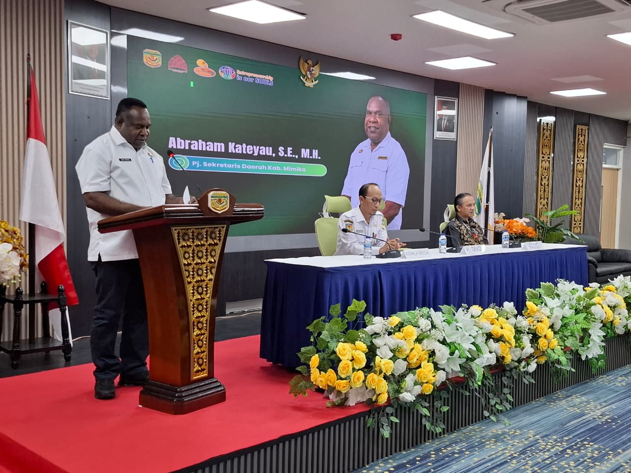 Sambutan Pj. Sekretaris Daerah, Dr. Abraham Kateyau, S.E.,M.H